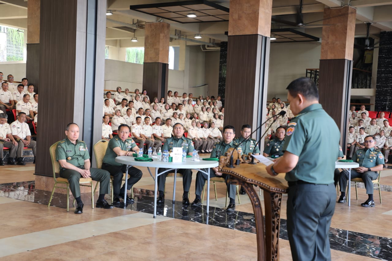 Kasad: Kinerja PNS TNI AD Mampu Mendukung Tugas Pokok TNI AD