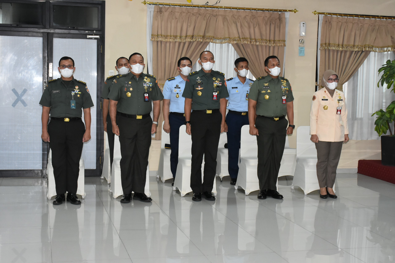 Kabadiklat Mayjen TNI Tandyo Budi R., S.Sos Buka Training of Trainers (ToT)