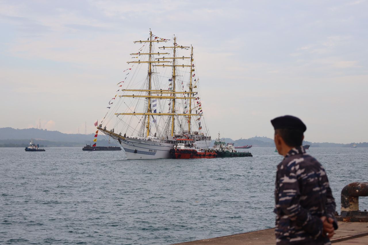 Etape Pertama KRI Bima Suci Satgas Kartika Jala Krida 2023 Singgah di Batam