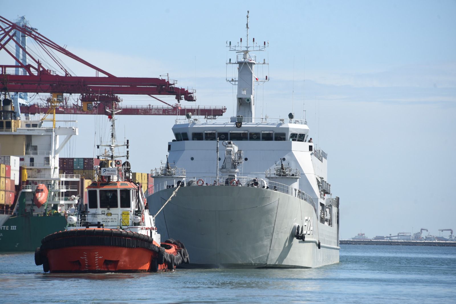 KRI Teluk Calang -524 Kolinlamil Dukung Operasi Trisila Koarmada RI